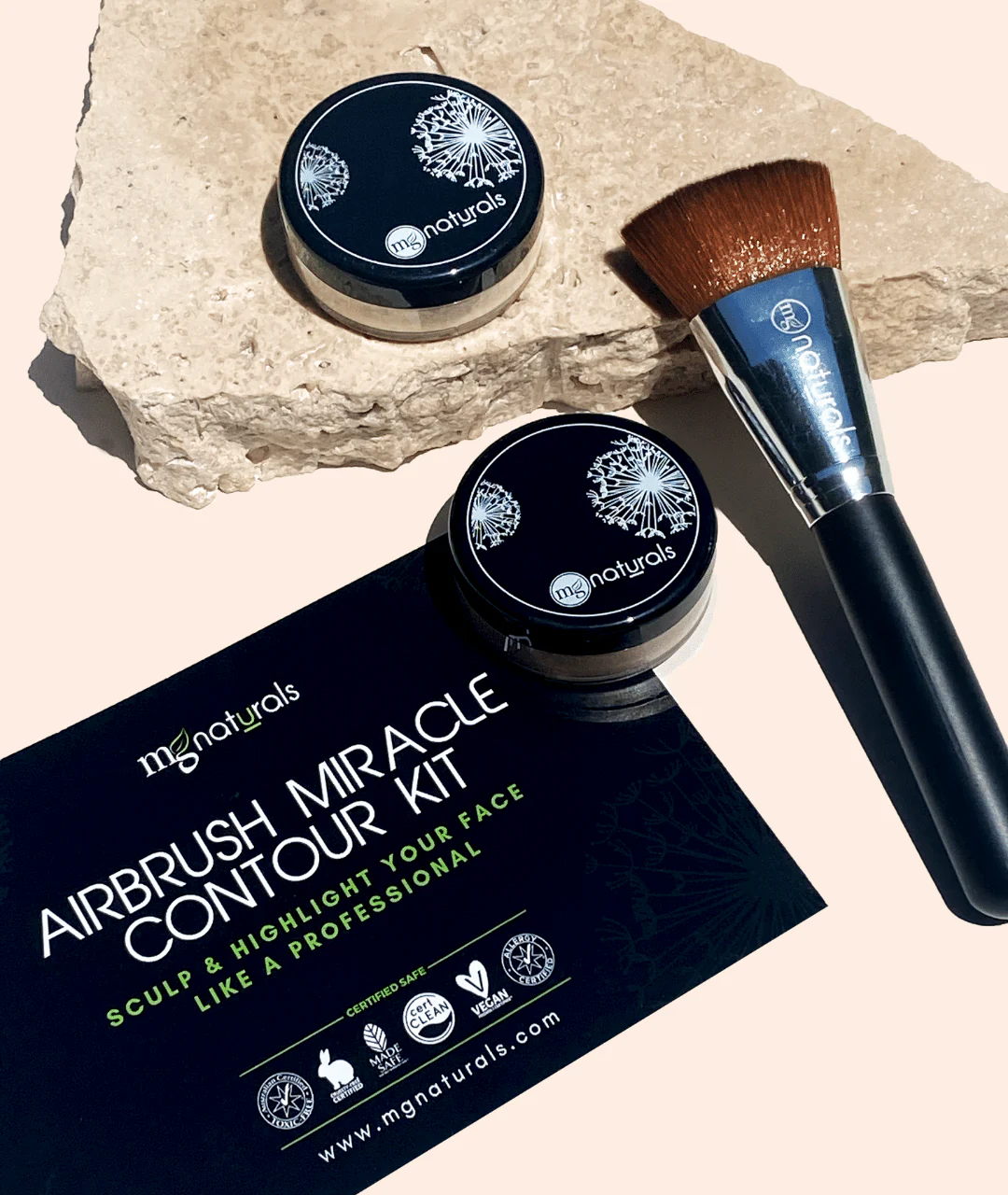 Vegan Mineral Highlighter & Contour Kit - Image 4