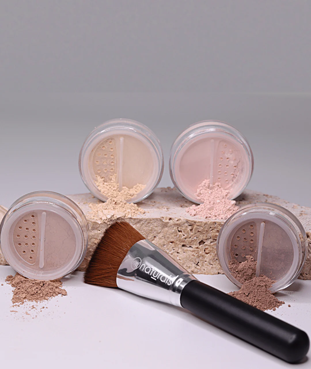 Vegan Mineral Highlighter & Contour Kit - Image 7